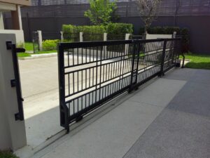 ประตูบานเลื่อนซ้อนสอง