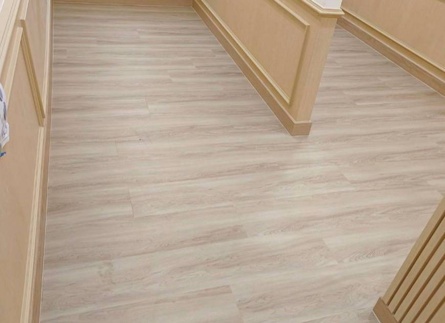 พื้น spc ลายตรง