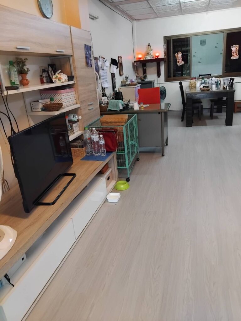 พื้น spc ลายตรง