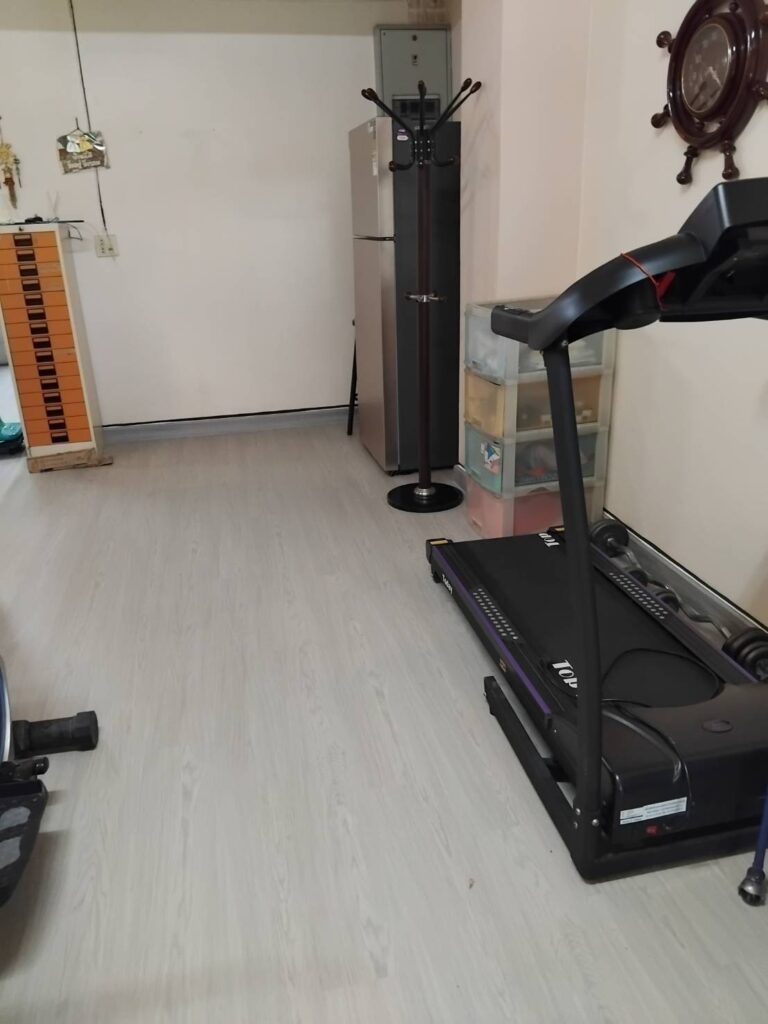 พื้น spc ลายตรง