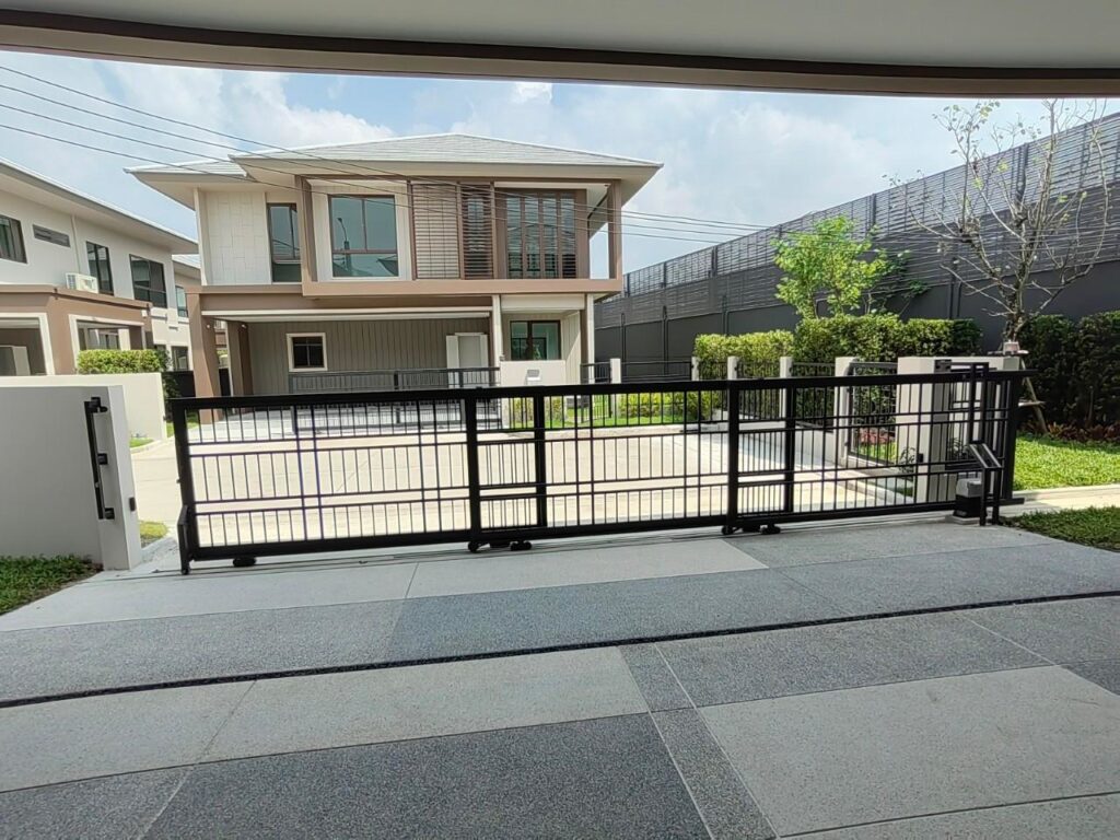 ประตูบานเลื่อนซ้อนสอง