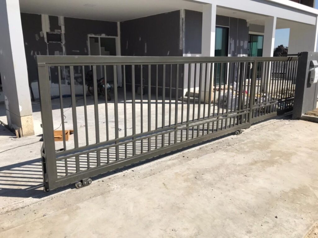 ประตูบานเลื่อนซ้อนสอง