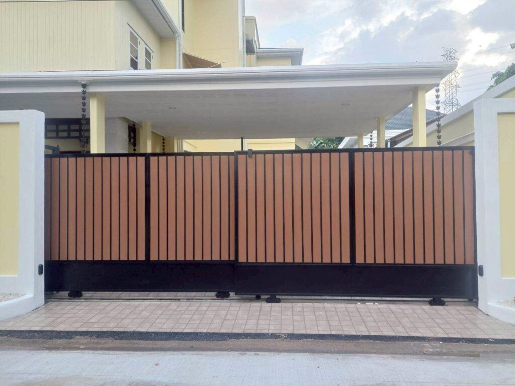 ประตูรั้ว