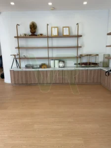 ผลงานติดตั้งพื้น spc ร้านเสริมสวย